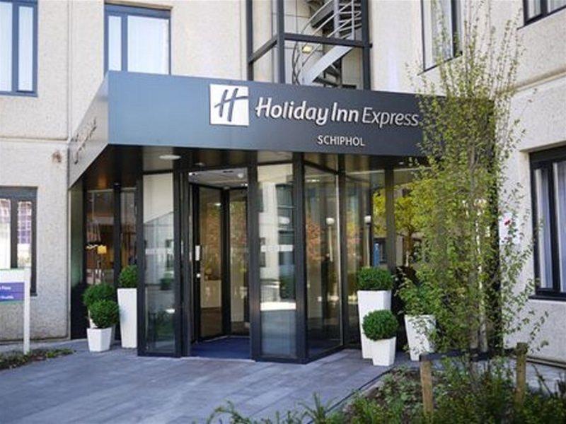 فندق هوفدوربْفي  هوليداي إن إكسبريس أمستردام - سخيبول المظهر الخارجي الصورة